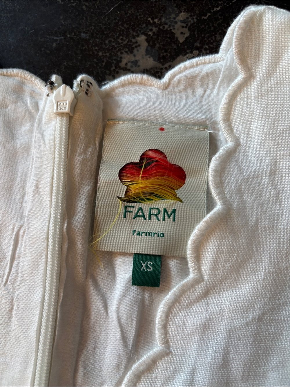 FARM Rio Roses Scallop Linen Crop Top – White – Size XS – NEW - Picture 4 of 13
